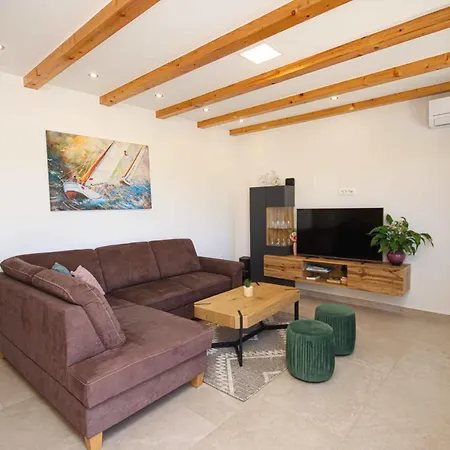 Nyaraló In 43517 Gruda